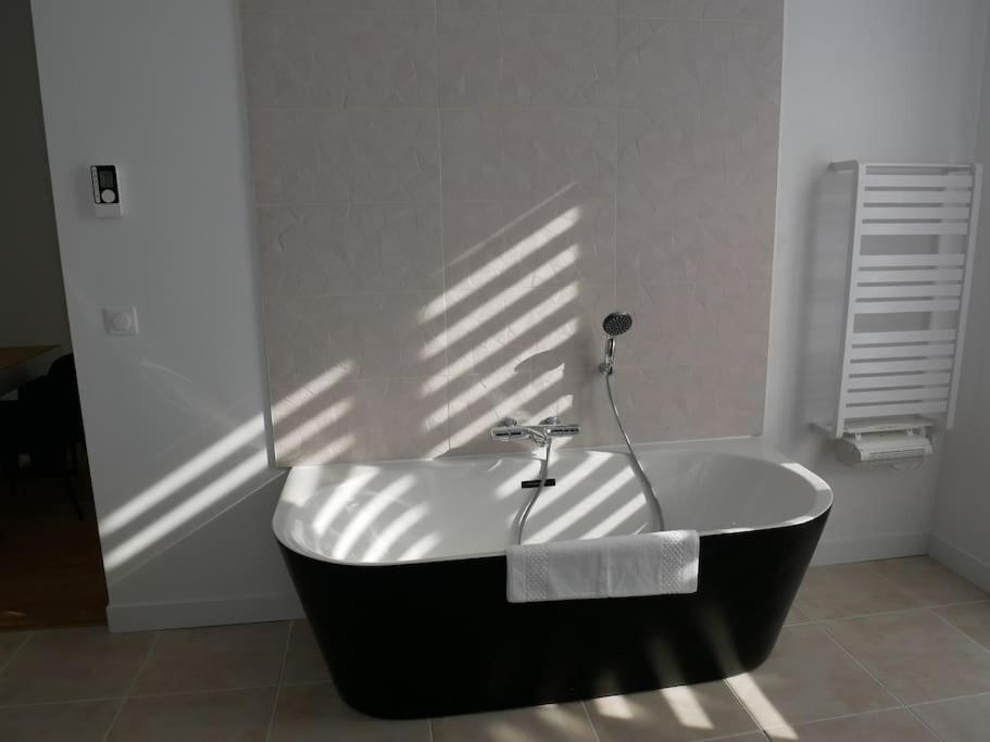 Clos De La Providence, Gite, Piscine Et Spa 3 Chambres Nolay  Εξωτερικό φωτογραφία